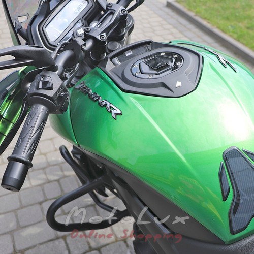 Bajaj Dominar 400 UG II Motorcycle, Green, 2023